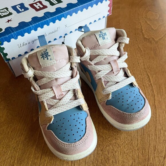 Nike Air Jordan 1 retro pastel sneakers 8C - Picture 1 of 16